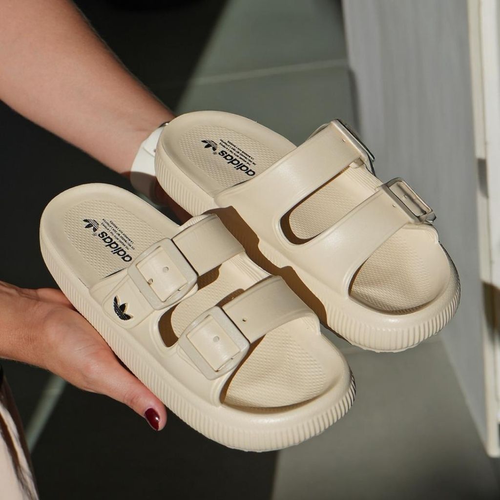 Adidas cholas C/ Hebillas